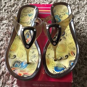 BCBG Flip flips